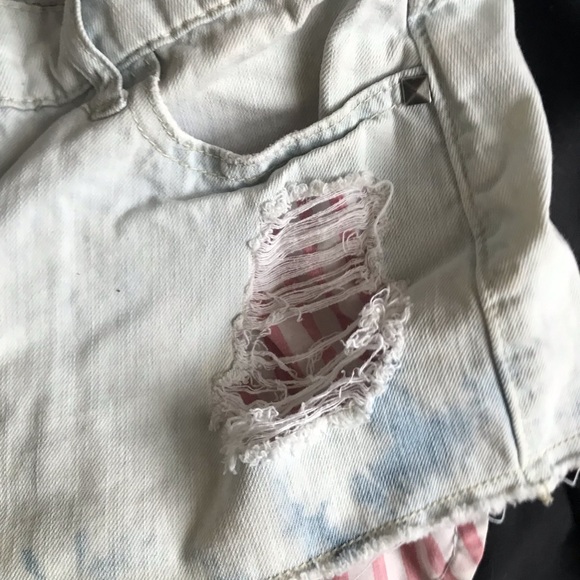 Betty Boop t shirt & denim shorts 🇺🇸 - Picture 9 of 13